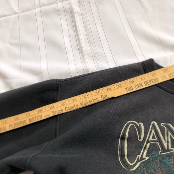 Vtg Marshlands Canada Howling Wolf Sweater - Picture 9 of 12